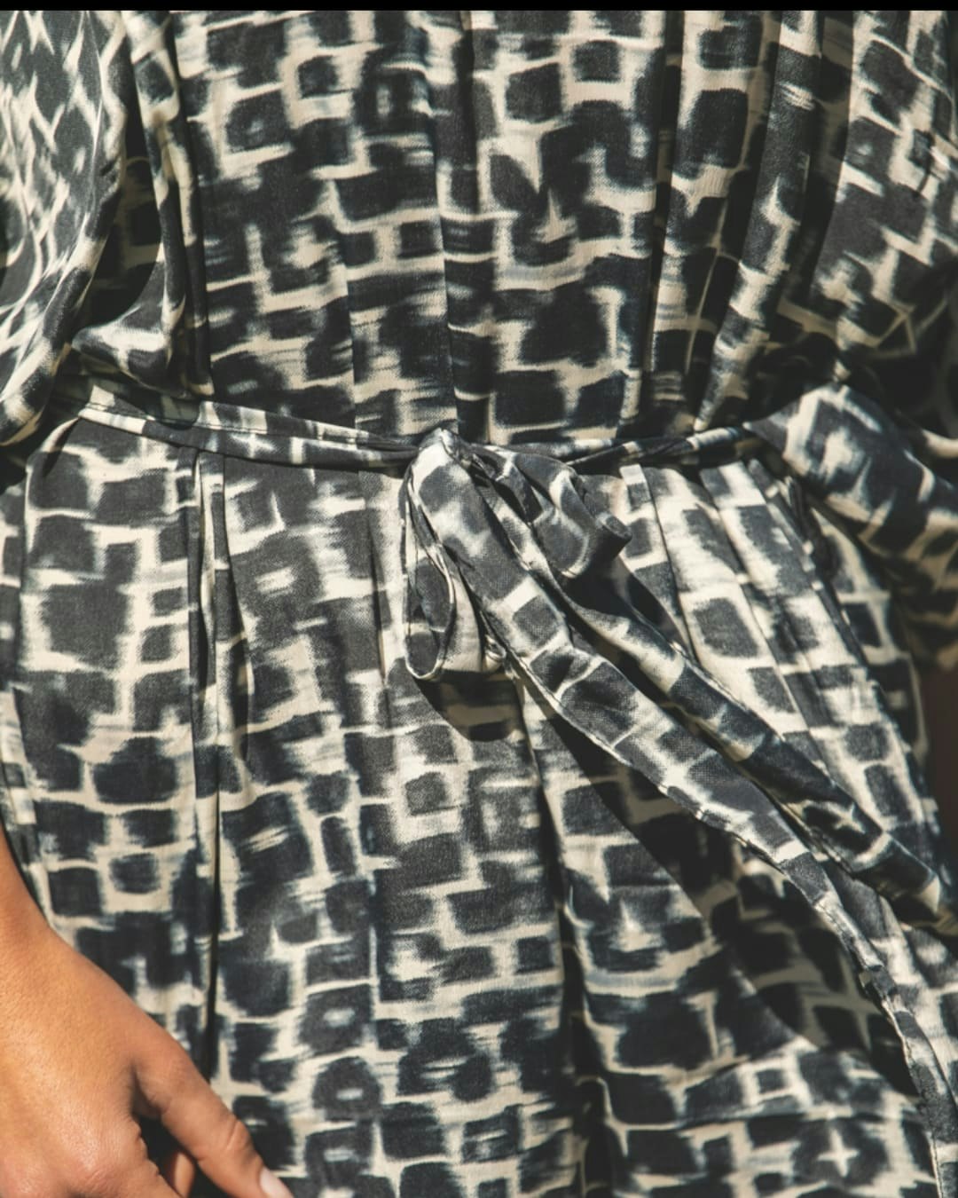 KAFTAN BLACK