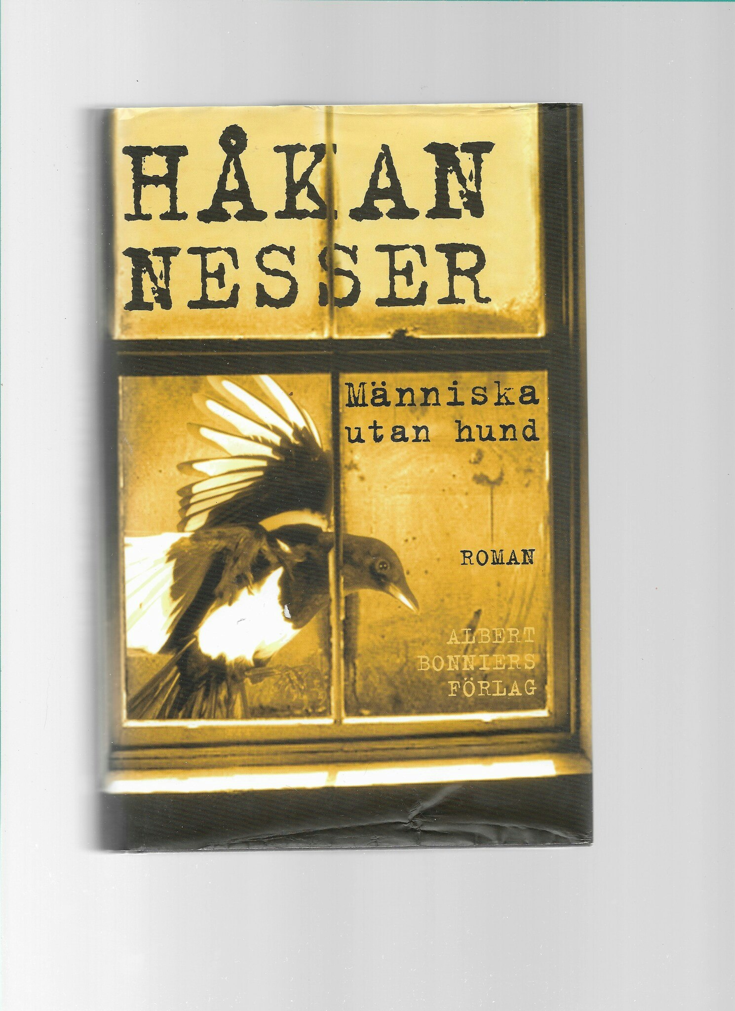 Människa utan hund av Nesser, Håkan