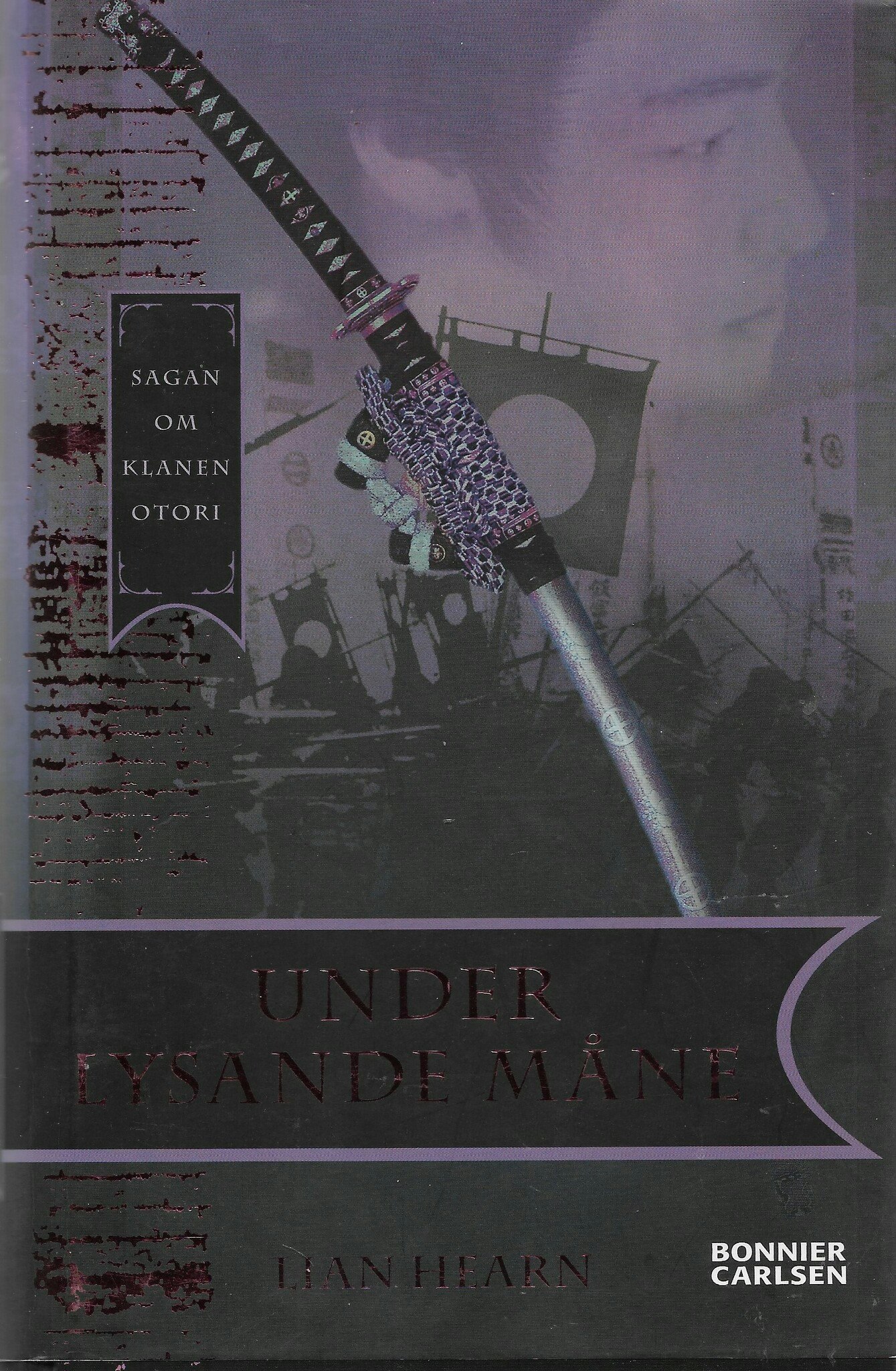 Under lysande måne av Hearn, Lian