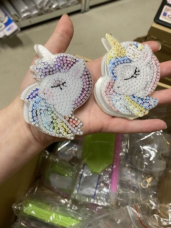 nyckelringblinkandeunicorn