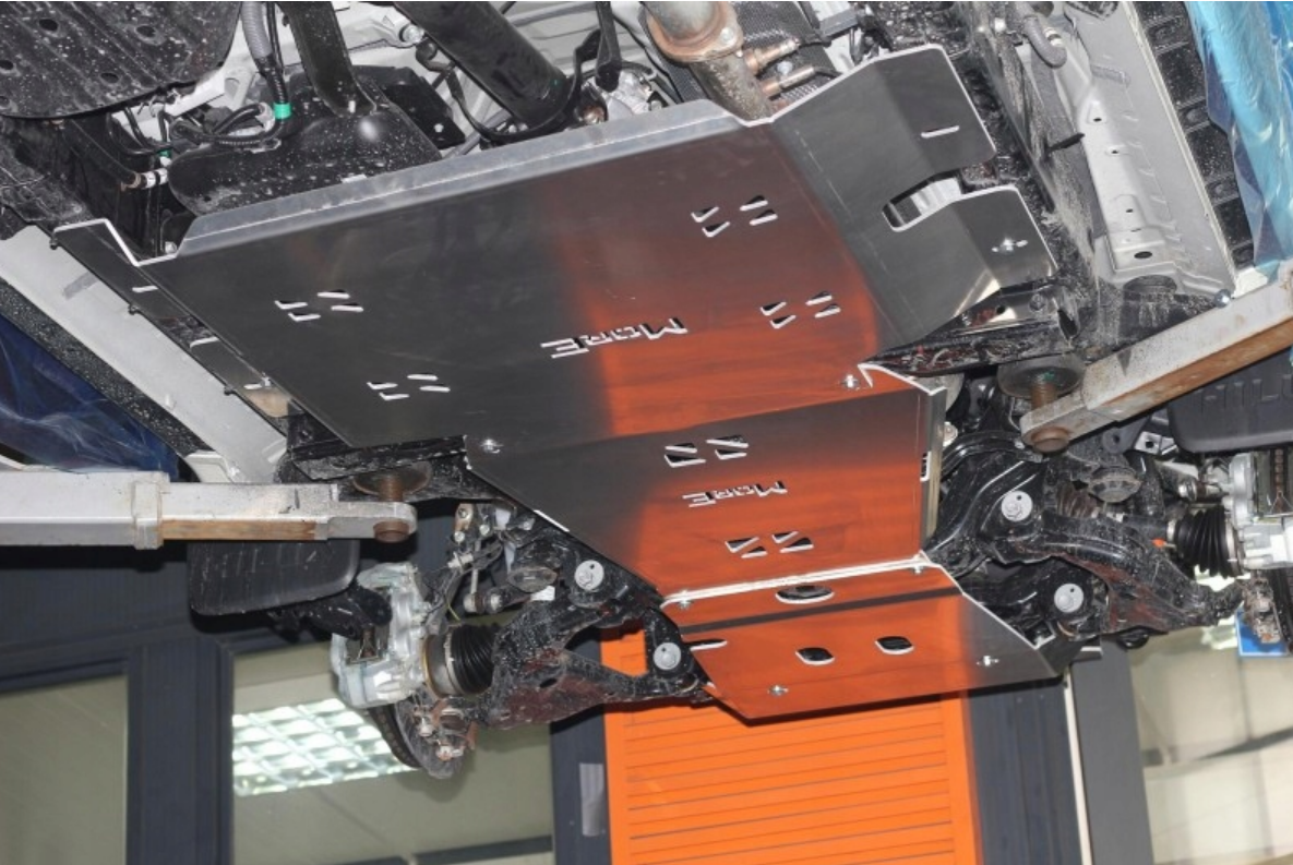 Stal Redator Cover - Toyota Hilux Revo 2015+