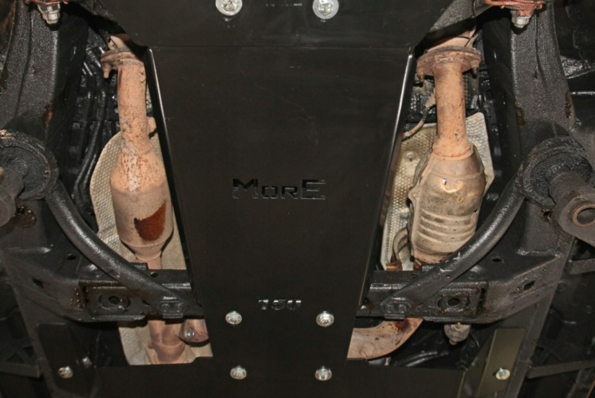 Skliplate Toyota Land Cruiser J150
