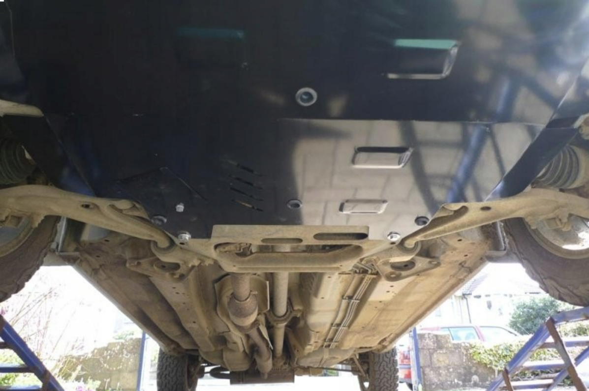 Skliplate Nissan X-Trail T30 (2001-2007)