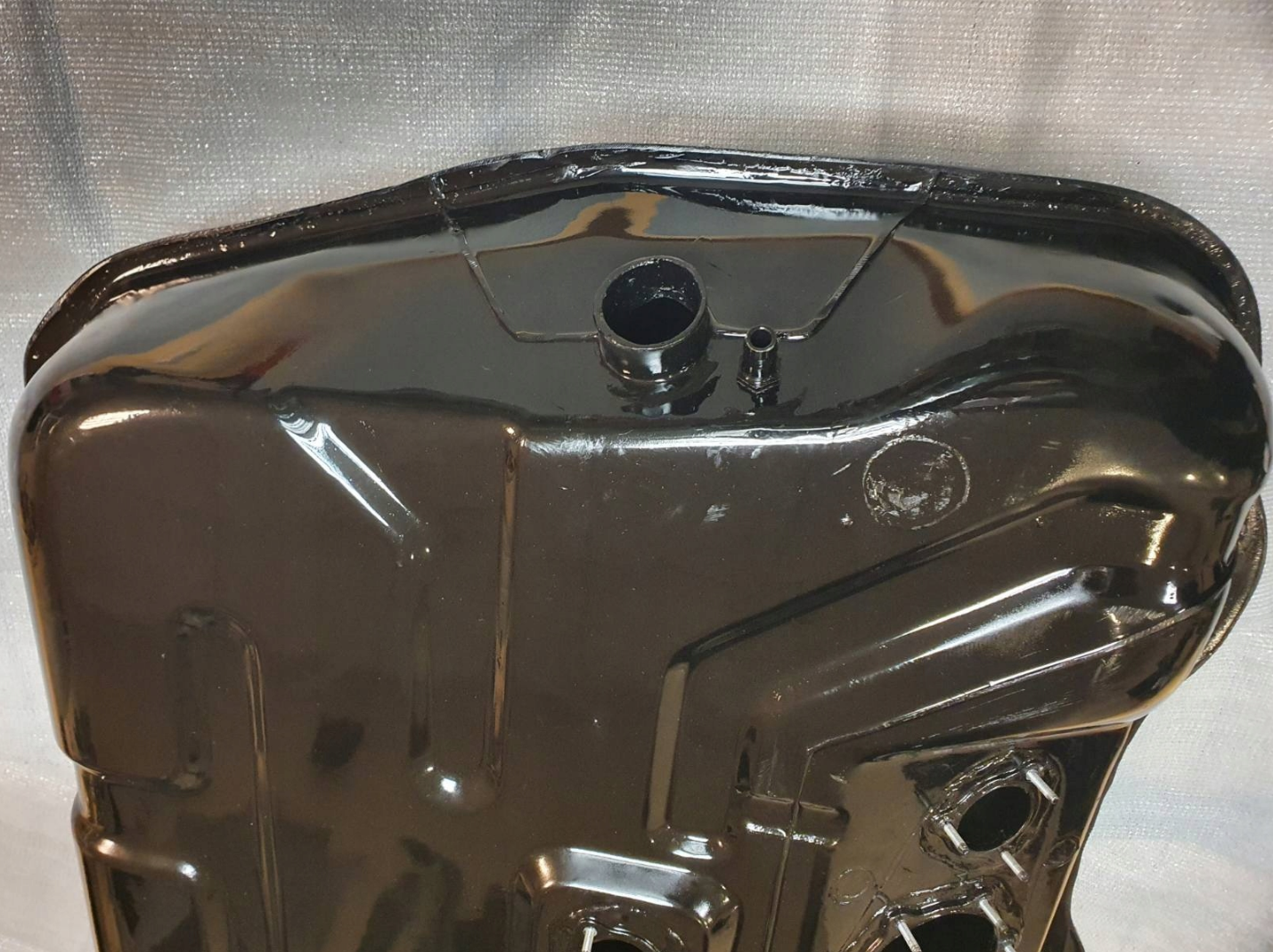 Drivstofftank, Dieseltank, tank Hyundai Galloper, Pajero MR135500 MN139463