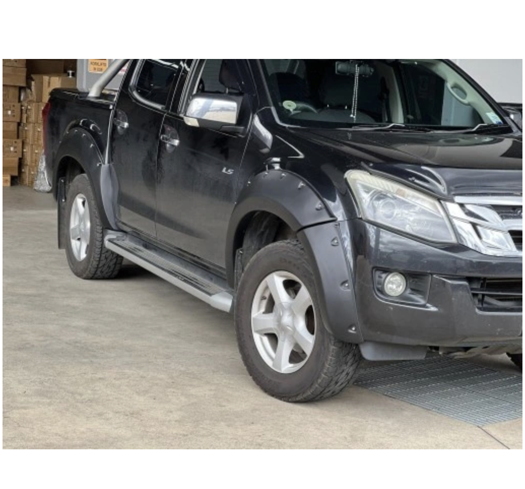 Skjermbreddere LLDPE Isuzu D-MAX (2012-16) 15cm