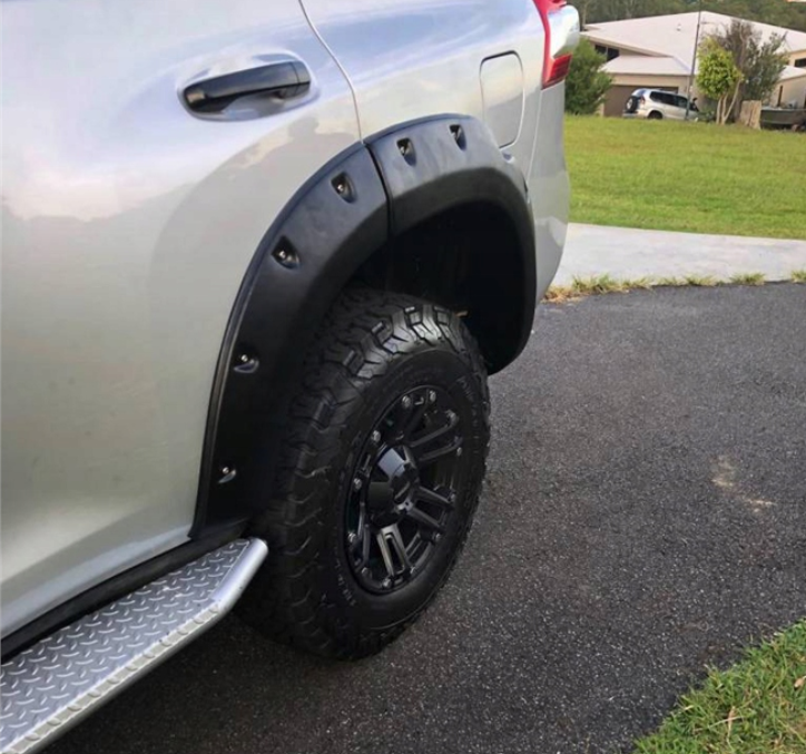 Skjermbreddere LLDPE TOYOTA Land Cruiser 150 (4-dørs versjon)
