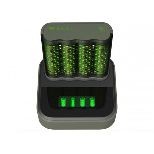 6-pack GP ReCyko Speed-batteriladdare M451 (USB) med laddningsdocka D451, inkl. 4st AA 2600mAh NiMH-batterier