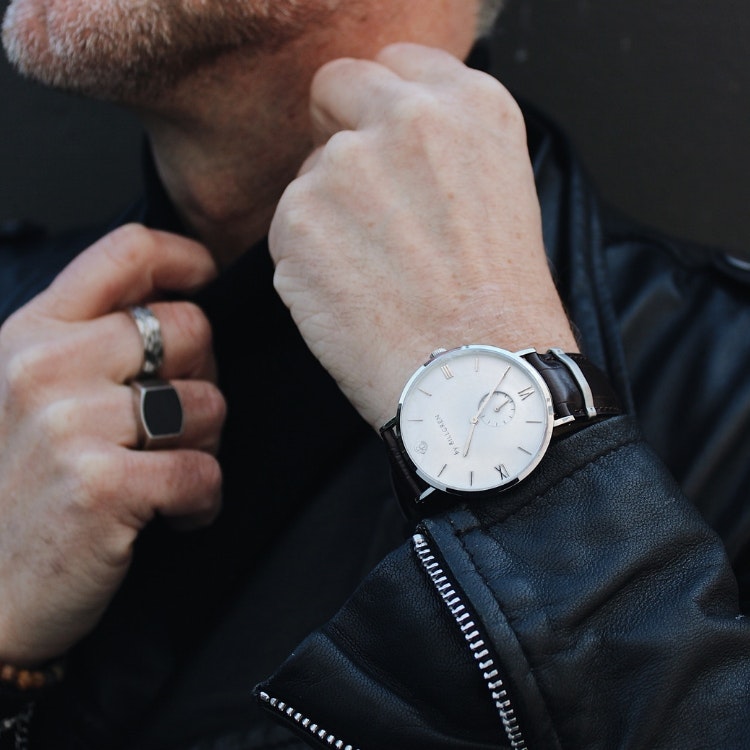 Gustaf | Watch | Croc leather