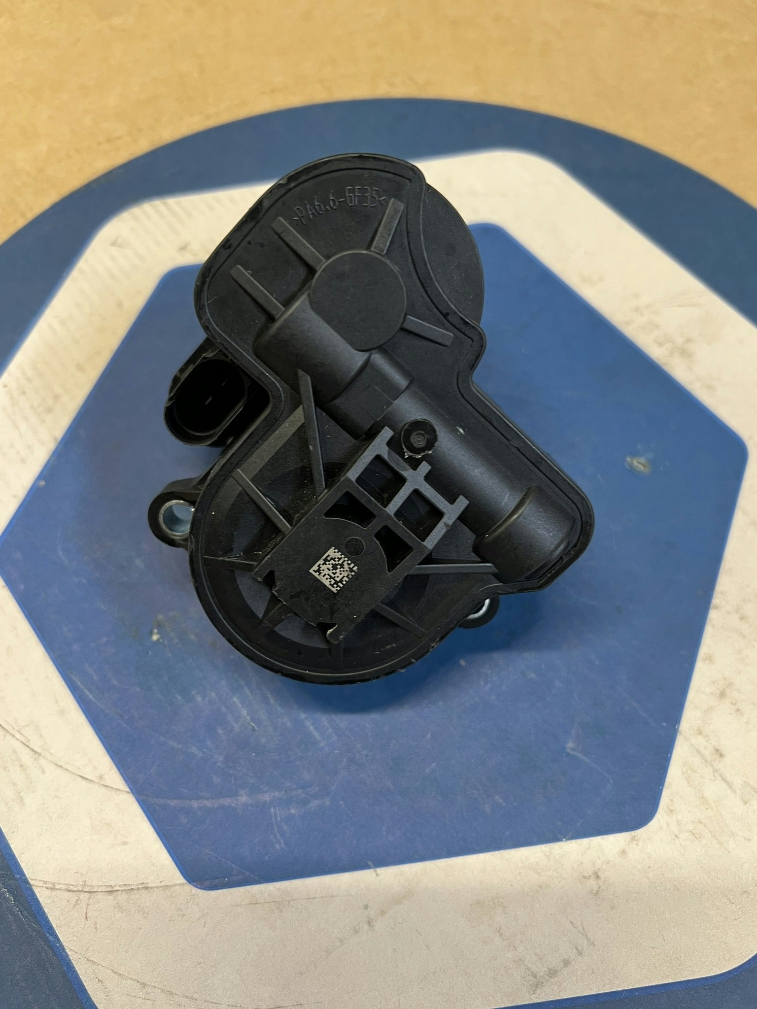 MOTOR BROMSOK VAG VÄNSTER ORGNR. 3Q0998281 , 8V0998281