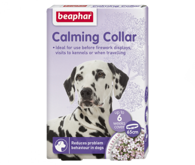 Framsidan av Beaphars lugnande halsband för hund. Framsidan pryds av en vacker dalmatin.