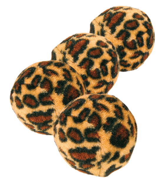 4 stycken leopardfärgade kattleksaker i form av bollar. De ligger på en lång rad.