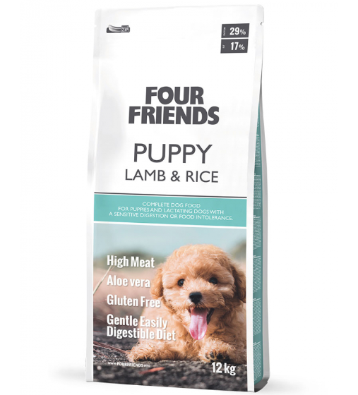 Framsidan av förpackningen för Four Friends Puppy Lamb & Rice - 12 kg.