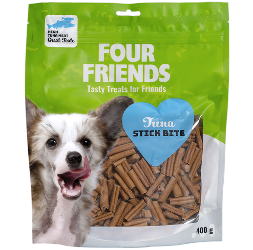 Framsidan av förpackningen för FourFriends Dog Tuna Stick Bite - 400 gram.