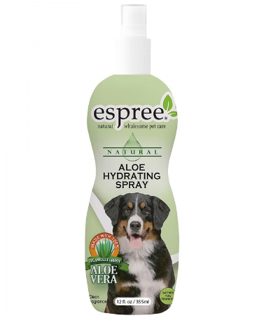 Framsidan av förpackningen för Espree Aloe Hydrating Spray - 355 ml.