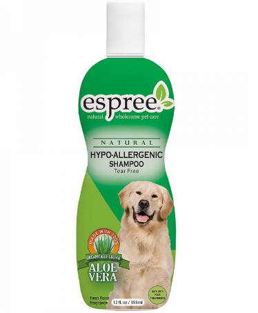 Framsidan av förpackningen för Espree Dog Hypo Allergenic Shampoo - 355 ml.