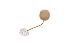 Boll med hjärta i jute/tyg - 4.5 × 18 cm