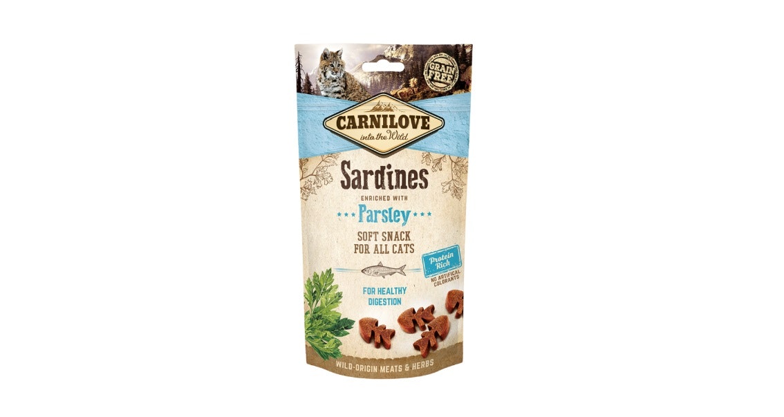 Framsidan av Carnilove Cat Semi Moist Snack Sardine with Parsley.