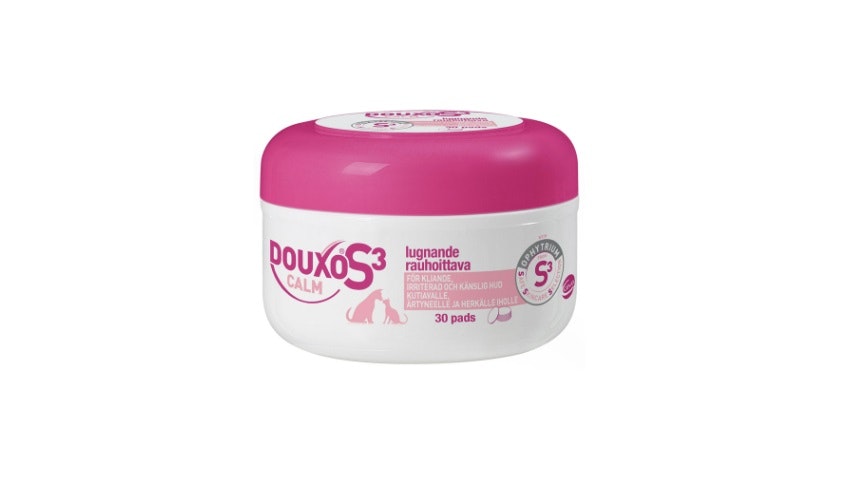 Framsidan av Douxo S3 Calm Pads.