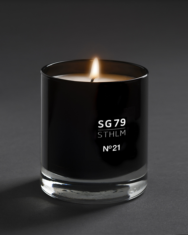 N°21 Scented Candle 145g