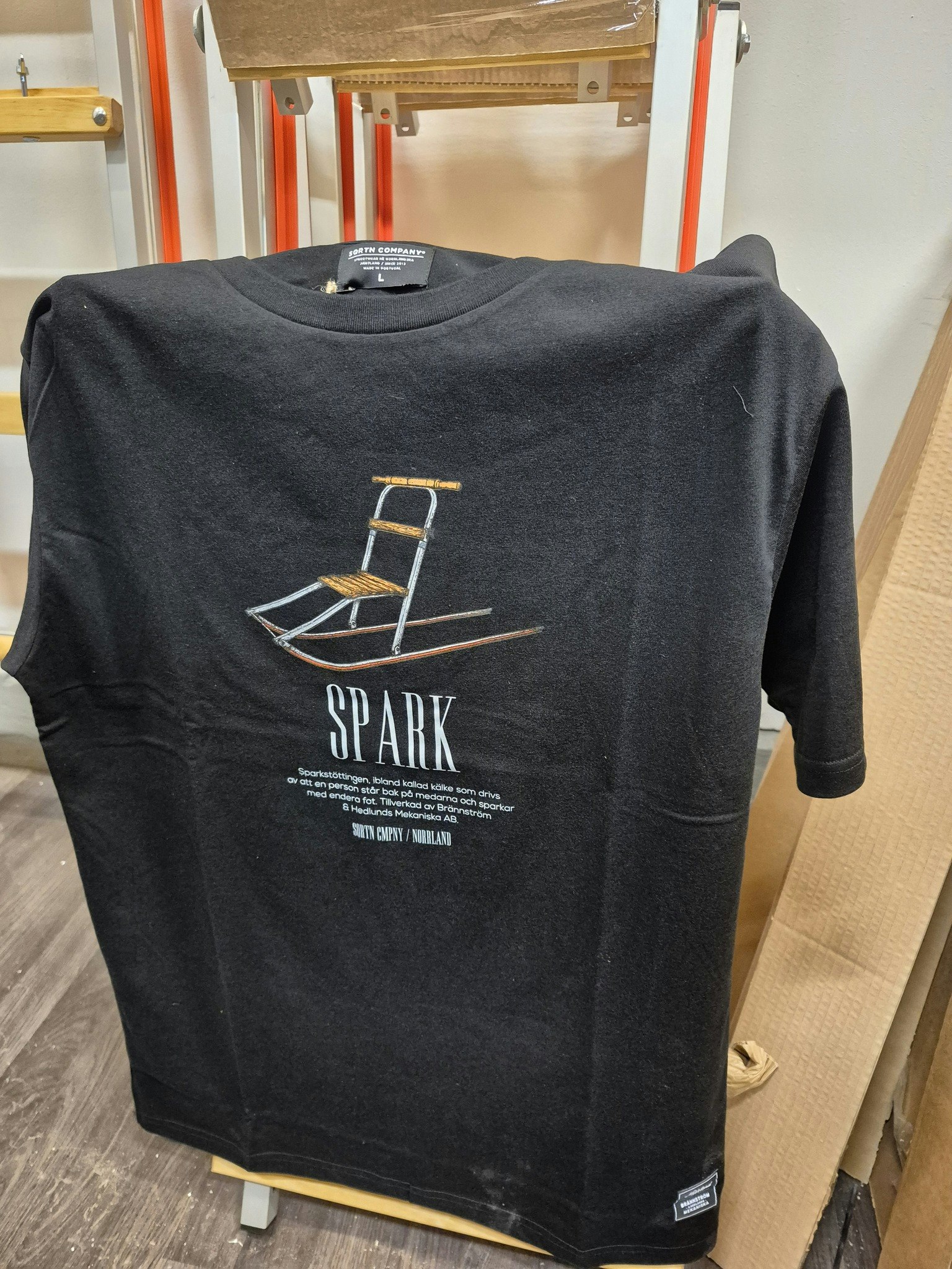 T-shirt spark