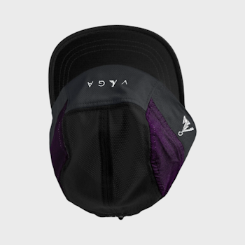 Kopi Våga Club Cap - Charcoal/Black/Plum