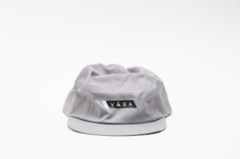 Våga Feather Racing Cap - ALUMINIUM GREY / BLACK