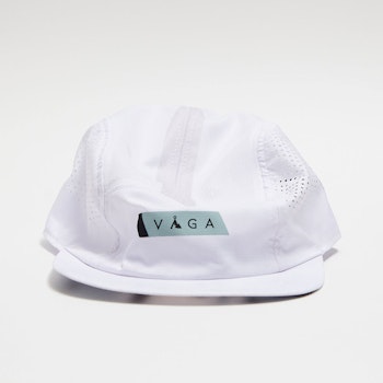 Våga Feather Racing Cap - WHITE / MIST GREY / BLACk