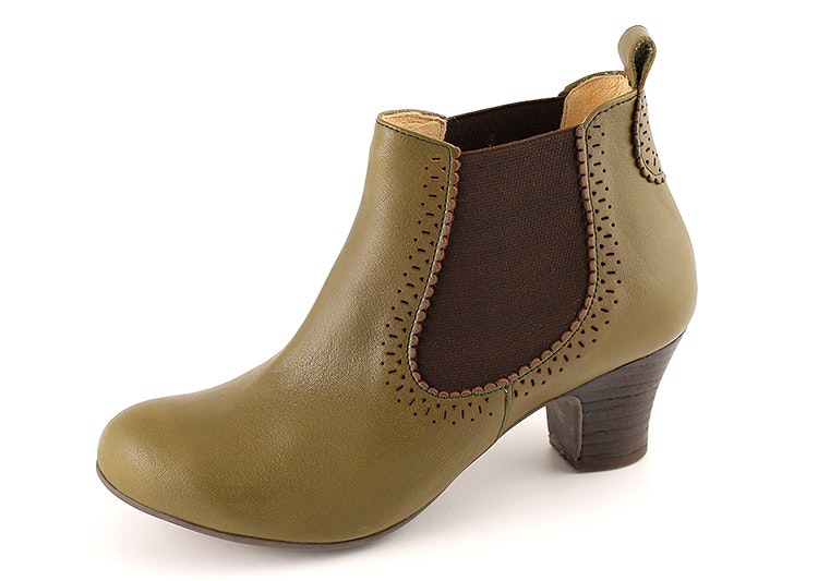 Utgående 40% - Brako Anatomics Mago Booties Olive. Vegetabilgarvat, 100% kromfritt skinn.