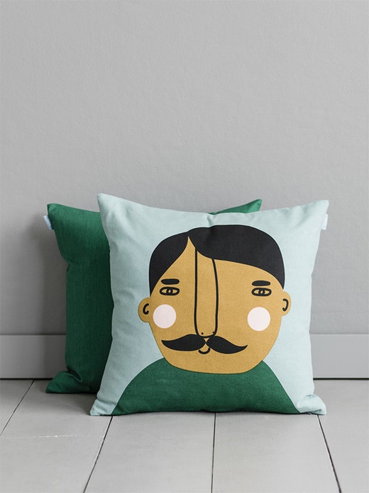 Lars cushion