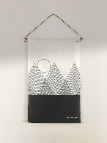 Akka wall tapestry