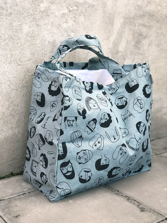 Shopping bag blue