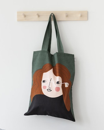Bia tote bag