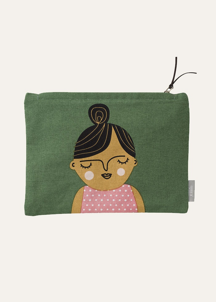 Esmeralda toiletry bag