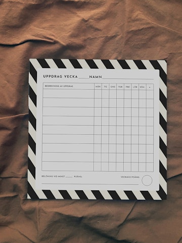 Assignment Polka magnetic pad