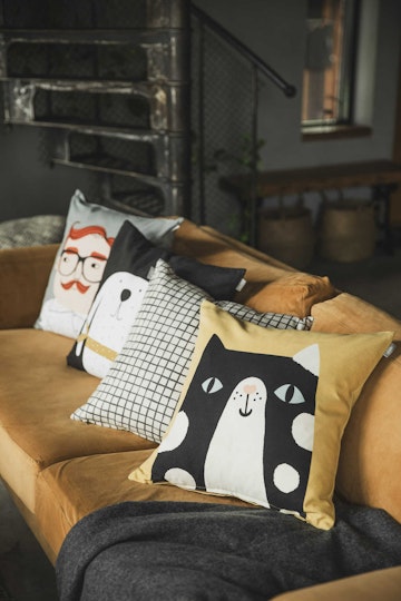 Doris cushion