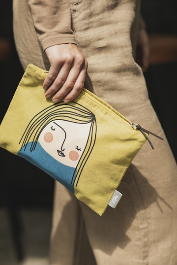 Renate toiletry bag
