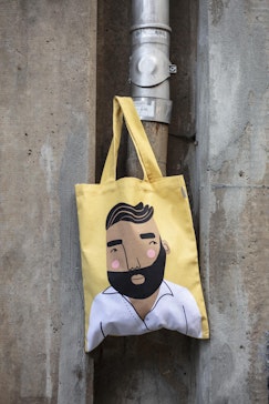 Jonas tote