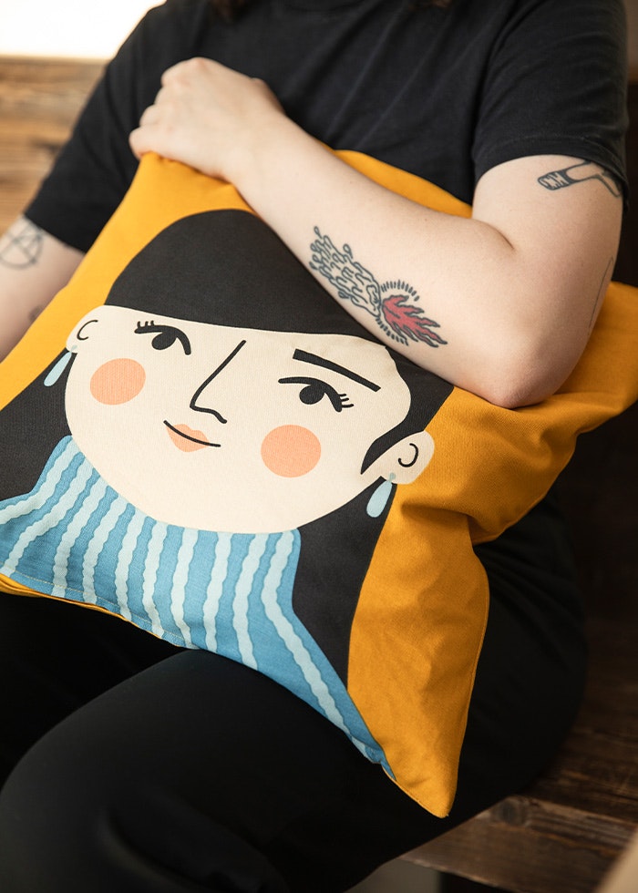 Jasmine cushion