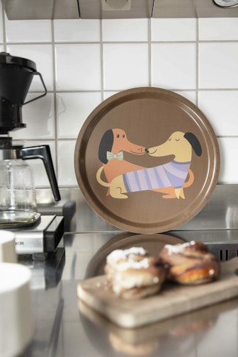 Hundkärlek bricka