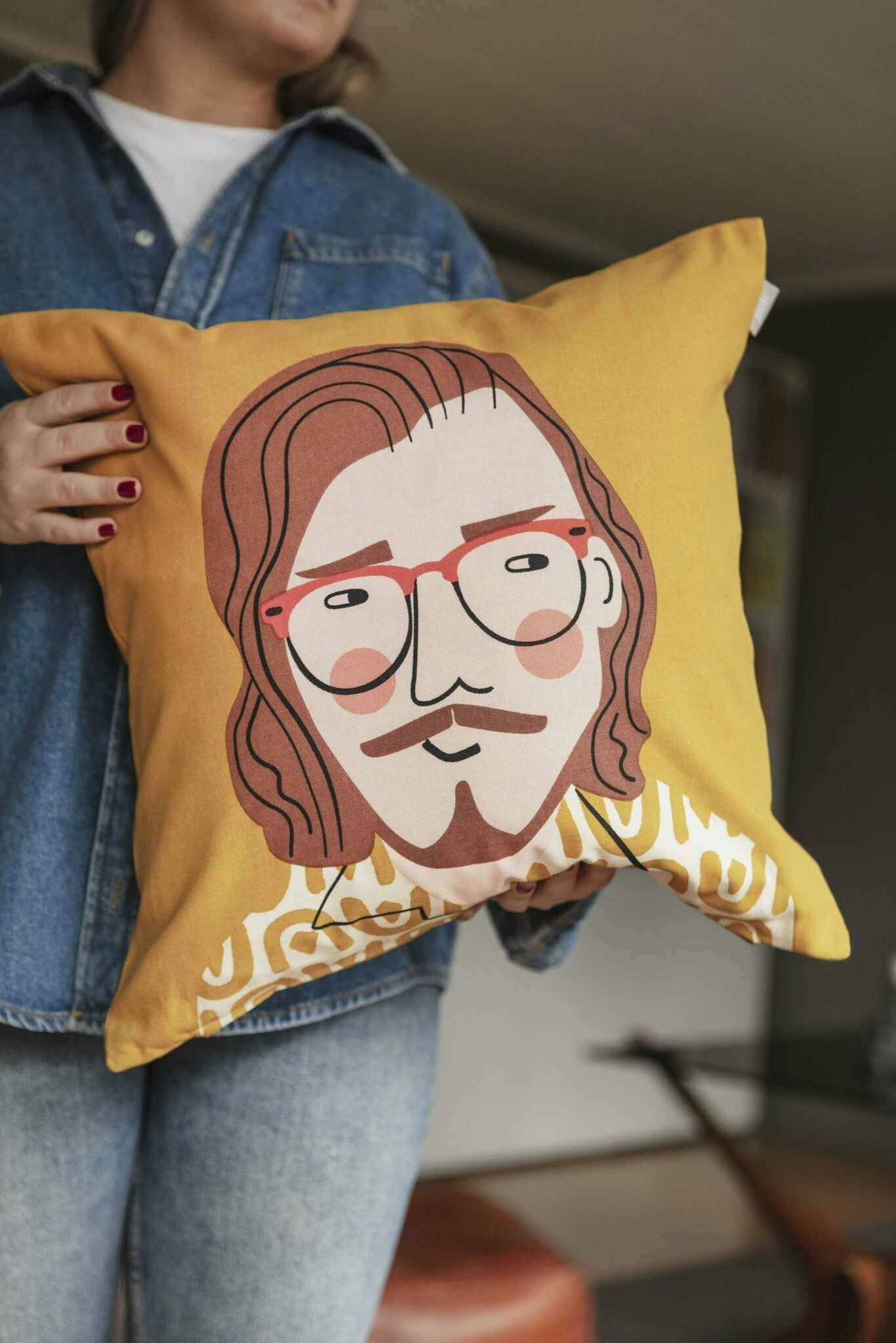 Matteo cushion
