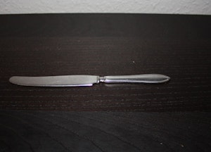 Bestick kniv från Gense