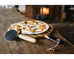 Pizzabräda med slicer från Gentlemen´s Hardware