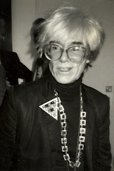 Andy Warhol docka