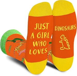 Text Just a girl…Dinosaurier