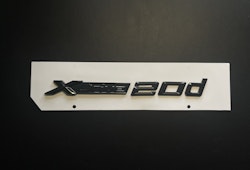 BMW 20d xdrive emblem i svart