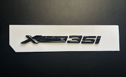 BMW 35i xdrive emblem i svart