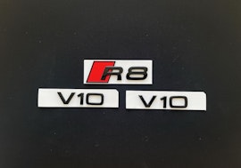 Audi R8 v10 emblem