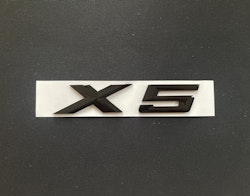 BMW X5 emblem i svart