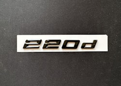 BMW 220d emblem i svart