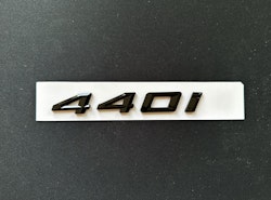 BMW 440i emblem i svart